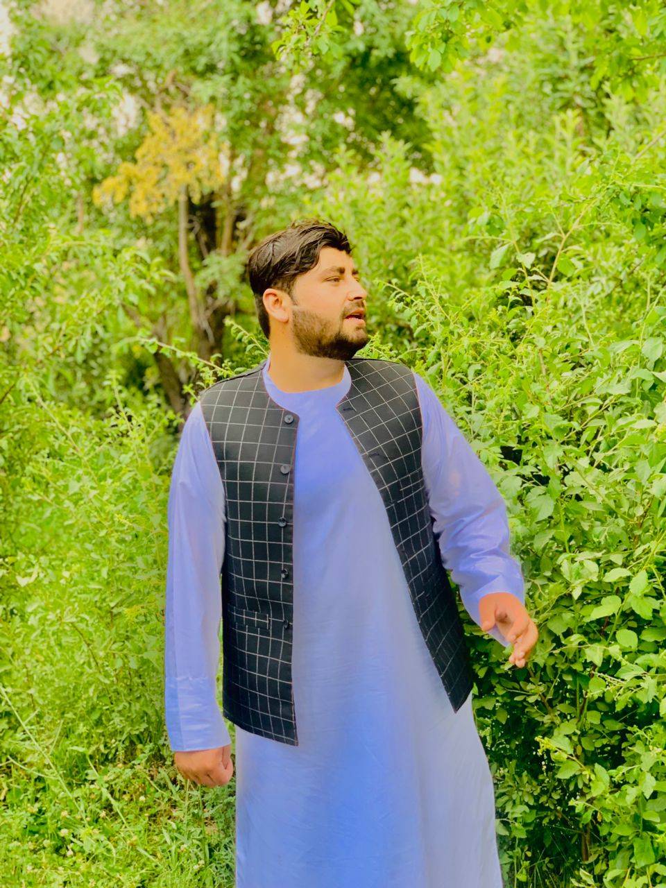 احسان عادل